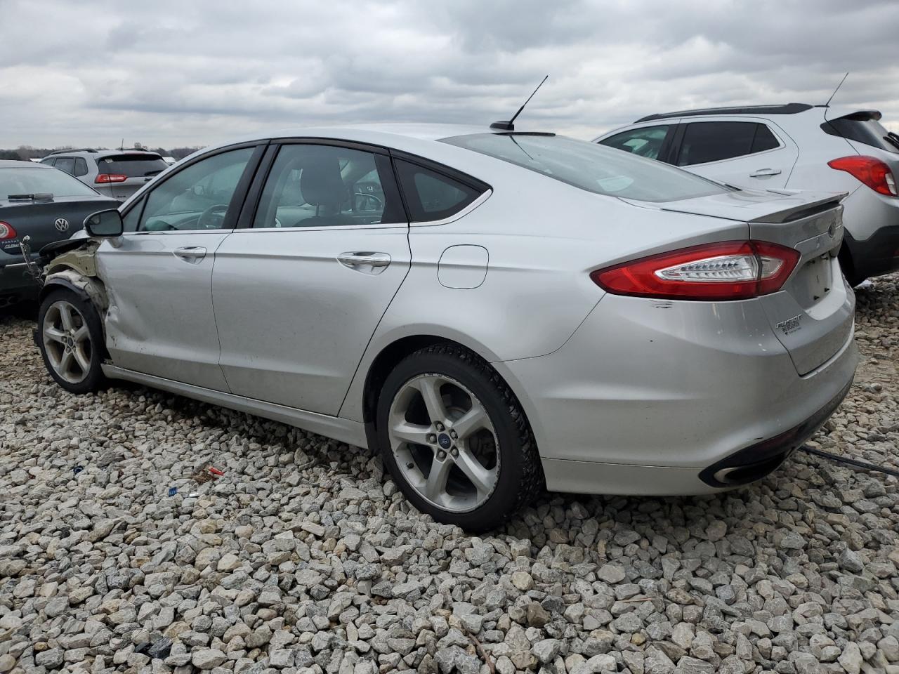 VIN 3FA6P0T9XGR241130 2016 FORD FUSION no.2