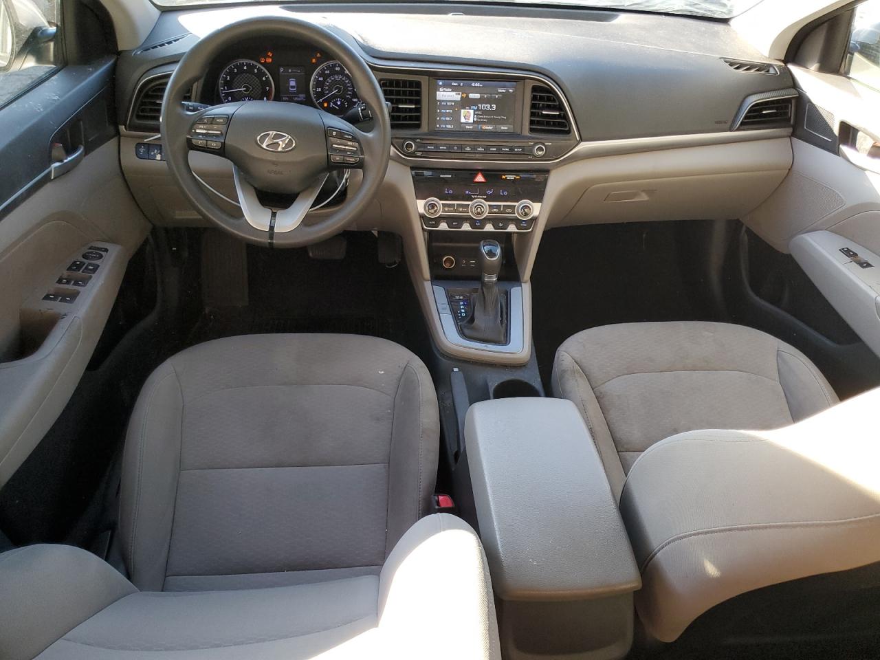 2020 Hyundai Elantra - Image 8