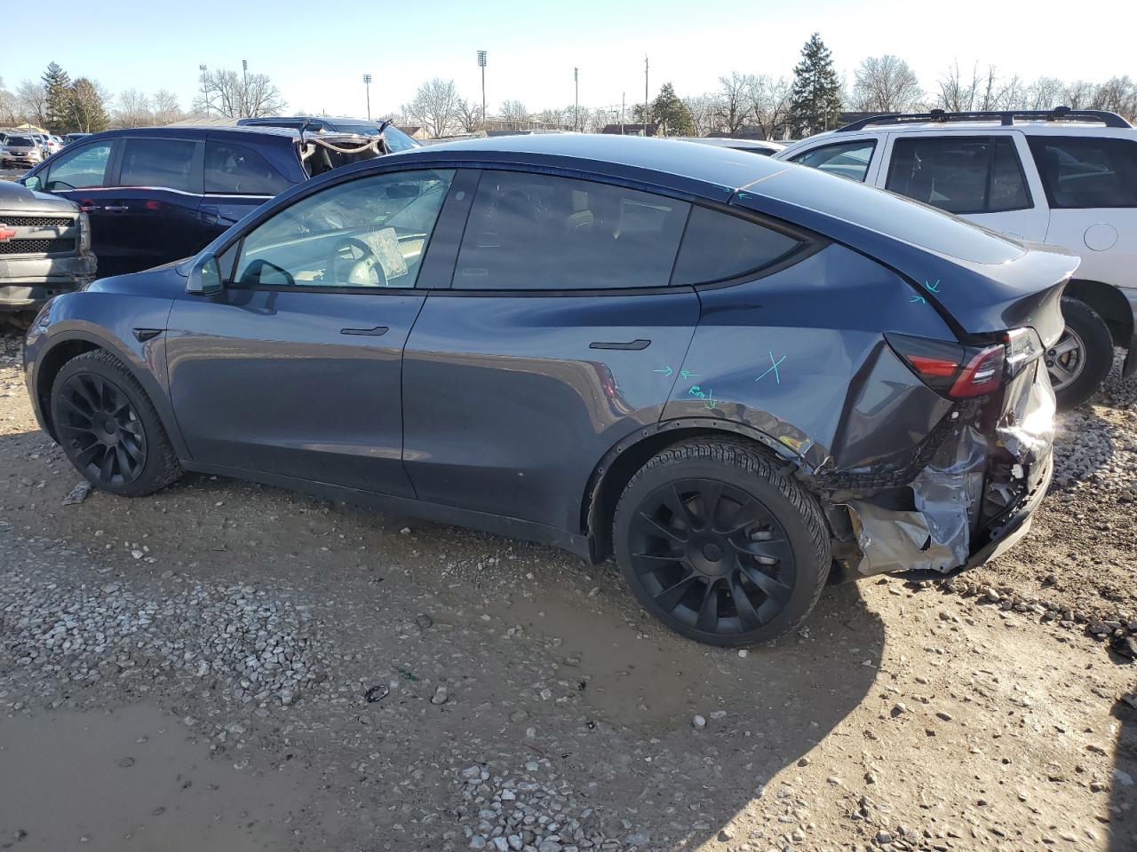 VIN 7SAYGAEE8PF777033 2023 TESLA MODEL Y no.2