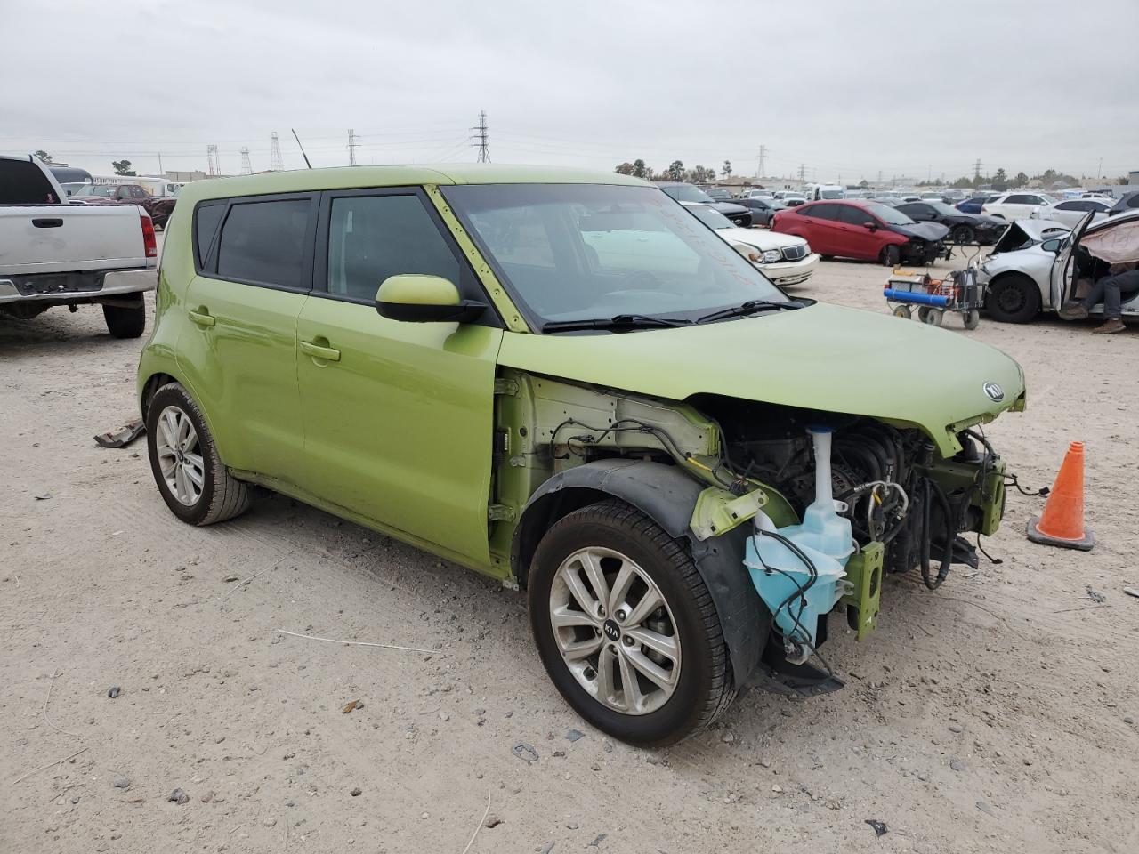 VIN KNDJP3A51H7877983 2017 KIA SOUL no.4