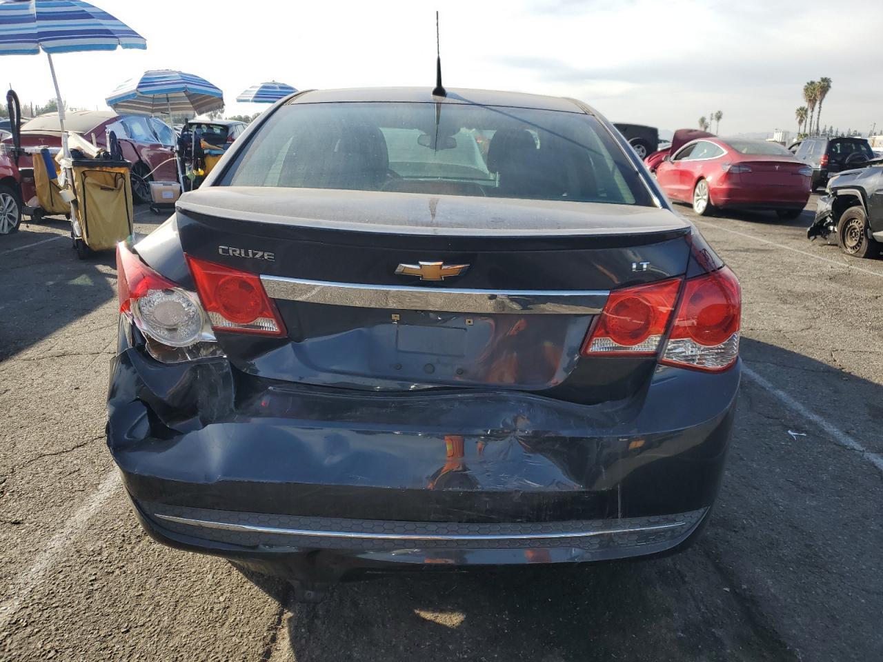 VIN 1G1PC5SB1E7210308 2014 CHEVROLET CRUZE no.6