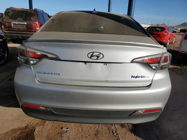  HYUNDAI SONATA 2017 Серебристый