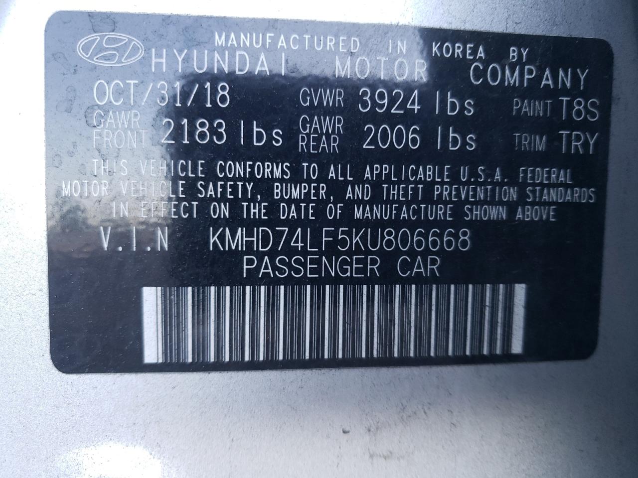 2019 Hyundai Elantra - Image 13