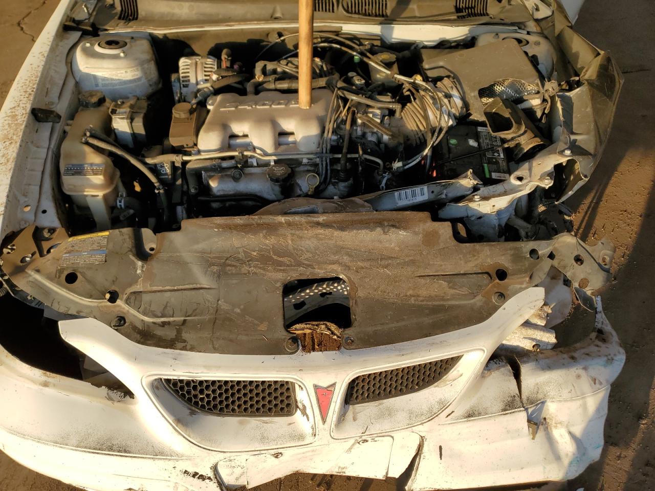 2004 Pontiac Grand AM - Image 12