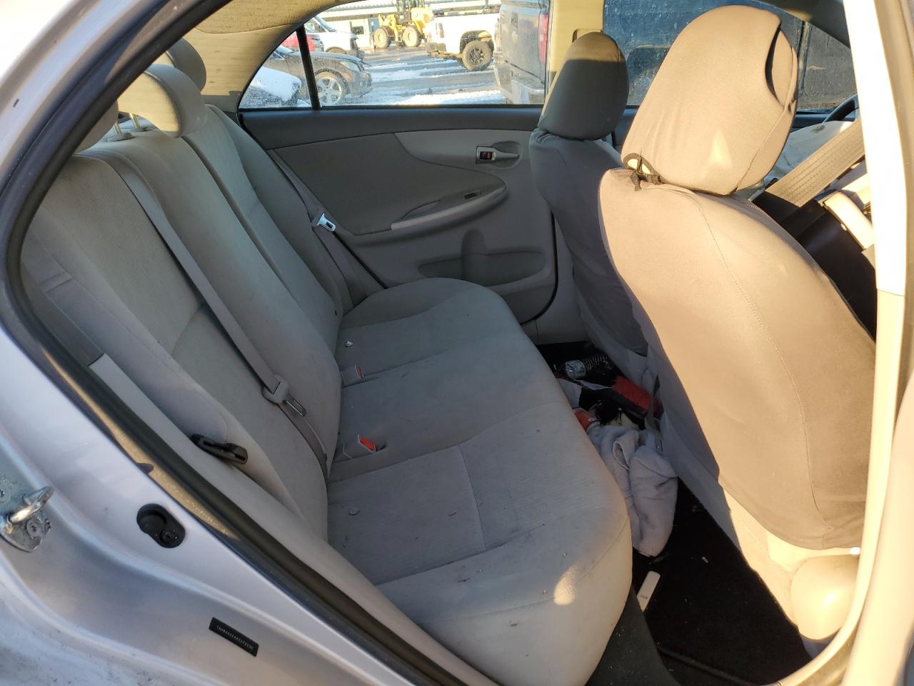 2010 Toyota Corolla - Image 10
