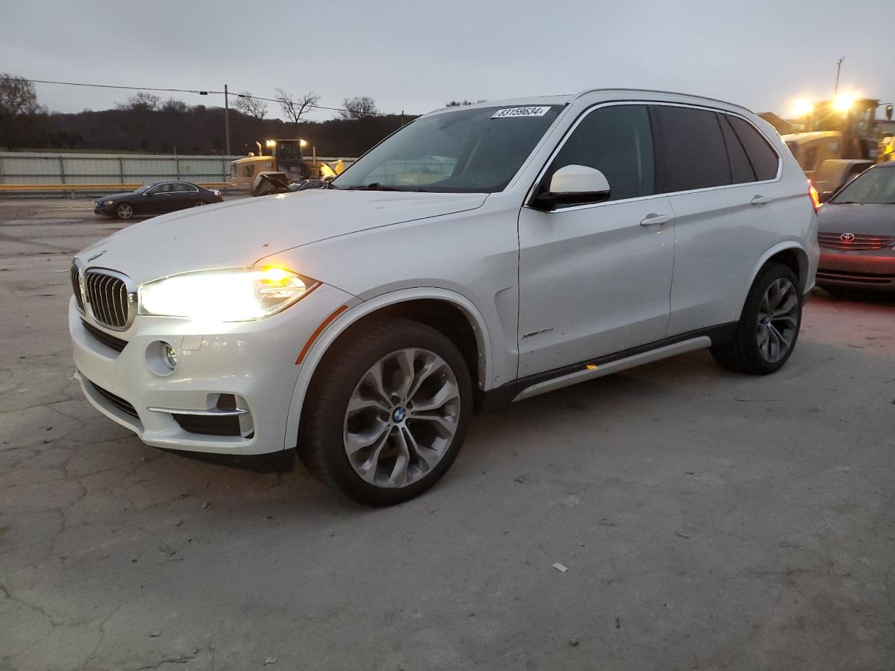 VIN 5UXKS4C57G0N15202 2016 BMW X5 no.1