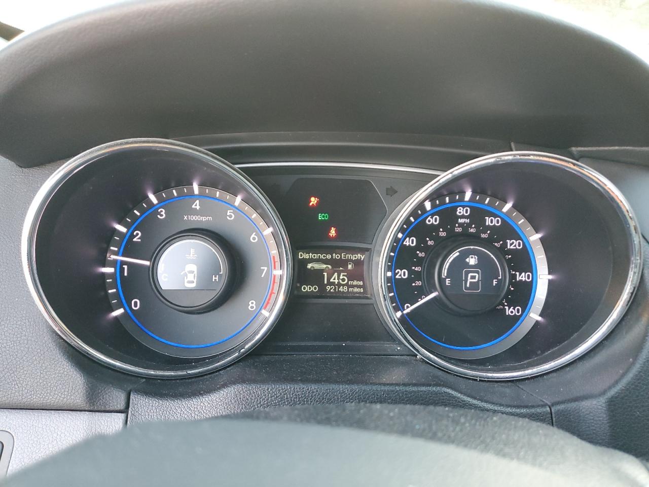 2014 Hyundai Sonata - Image 9