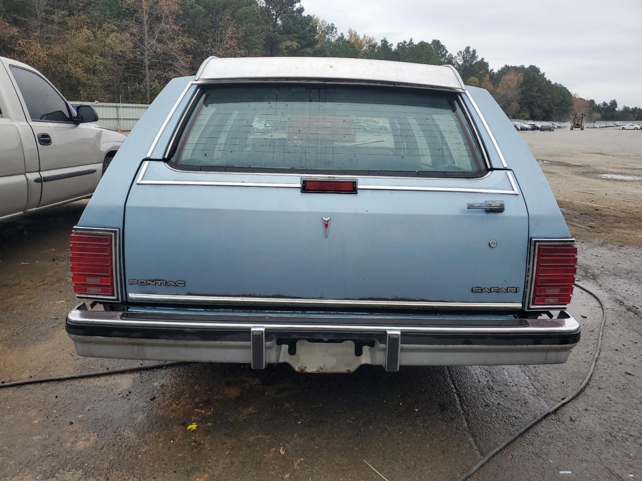 1988 Pontiac Safari VIN: 1G2BL81Y2JA205886 Lot: 85103384