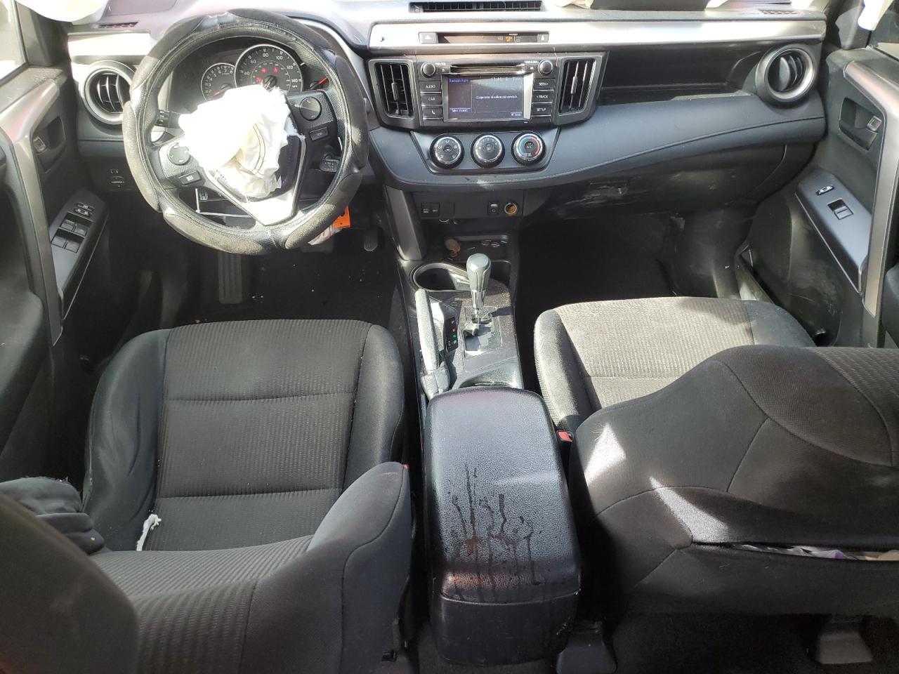 2016 Toyota RAV 4 - Image 8