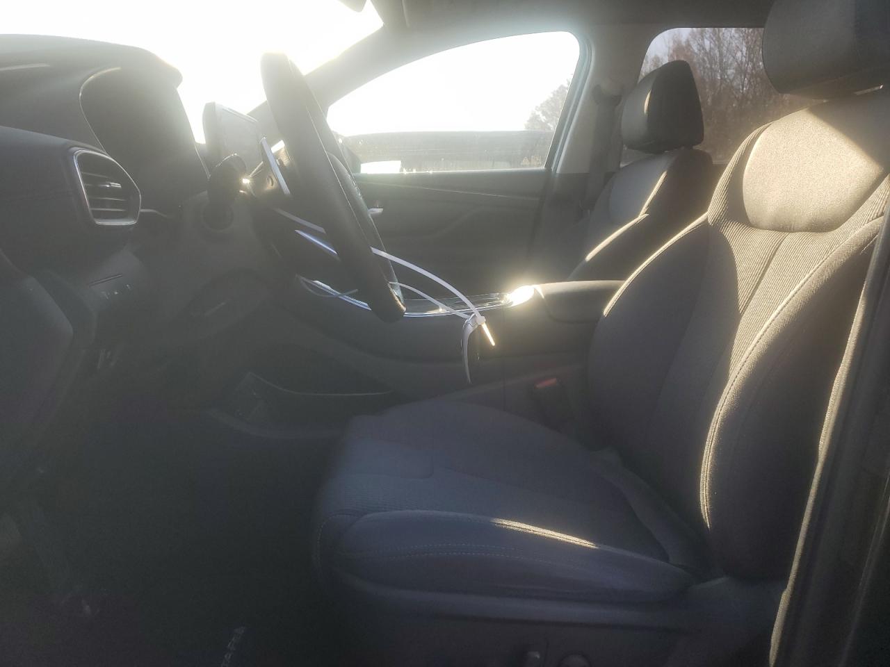 2022 Hyundai Santa Fe - Image 7