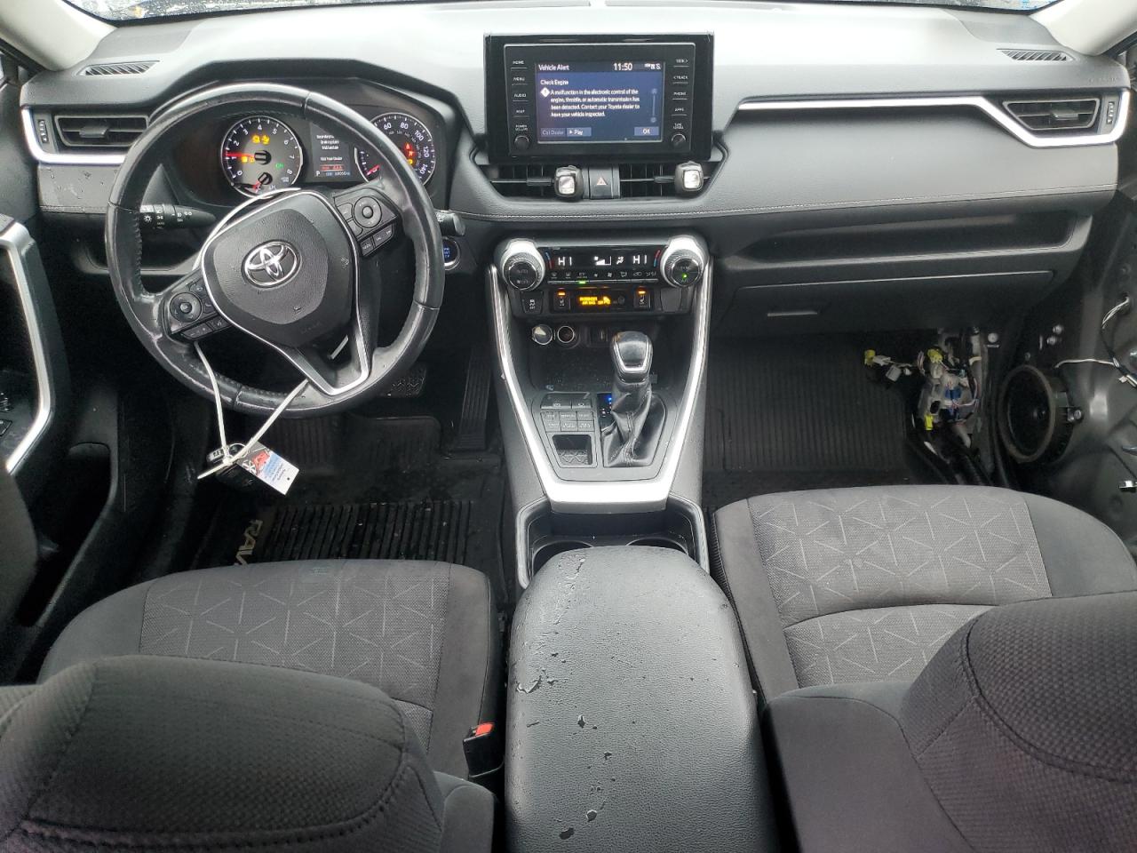 2019 Toyota RAV 4 - Image 8