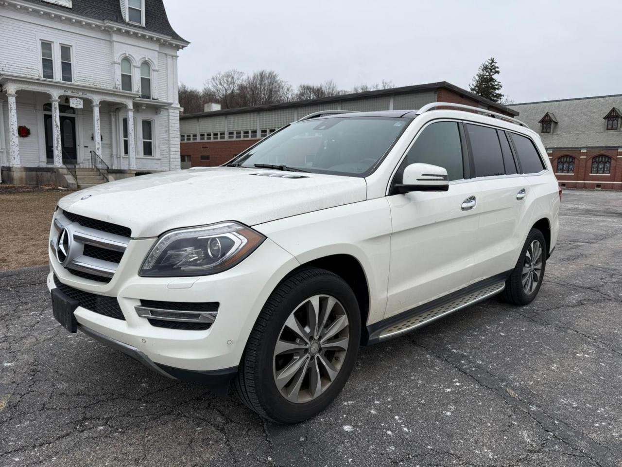 VIN 4JGDF6EE1FA534176 2015 MERCEDES-BENZ GL-CLASS no.2