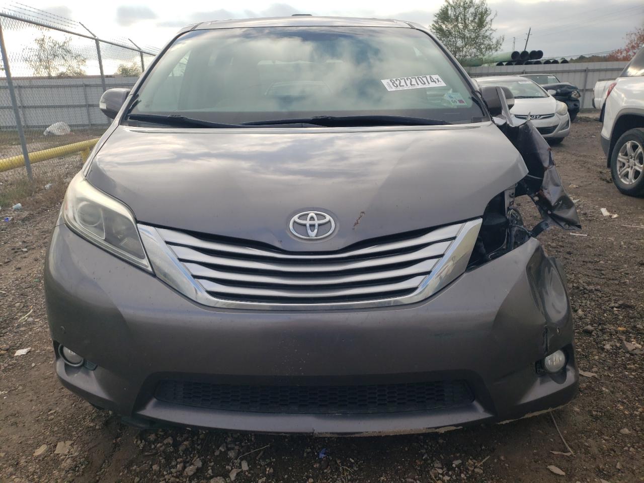 VIN 5TDYK3DC8FS622158 2015 TOYOTA All Models no.5