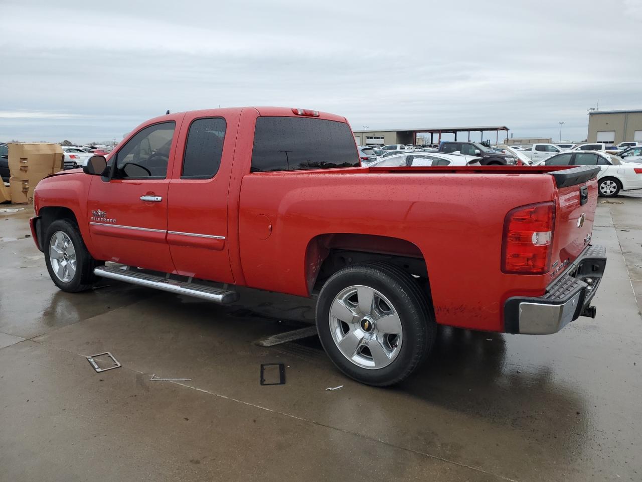 2011 Chevrolet Silverado - Image 2