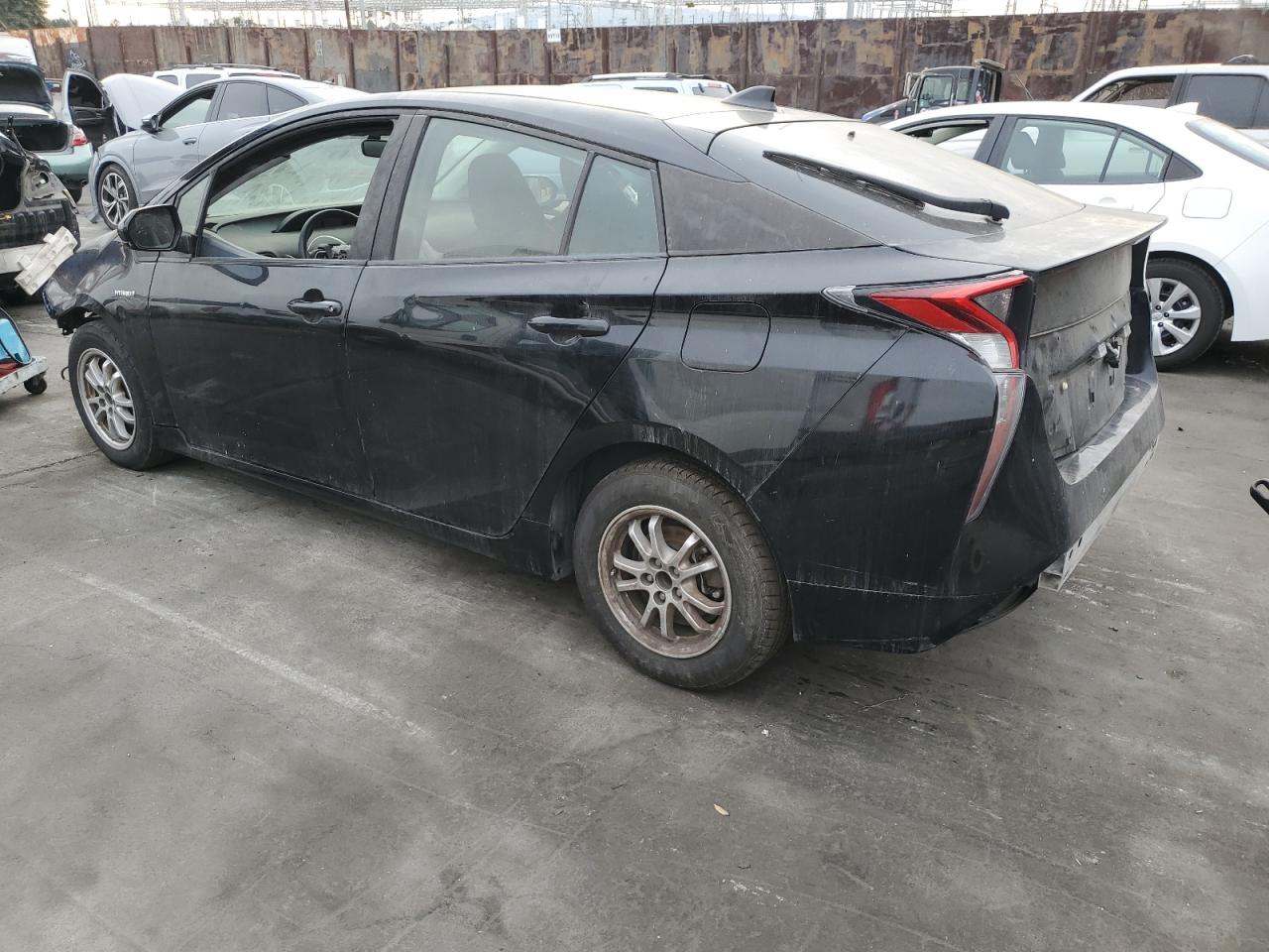 VIN JTDKBRFU1G3017741 2016 TOYOTA PRIUS no.2