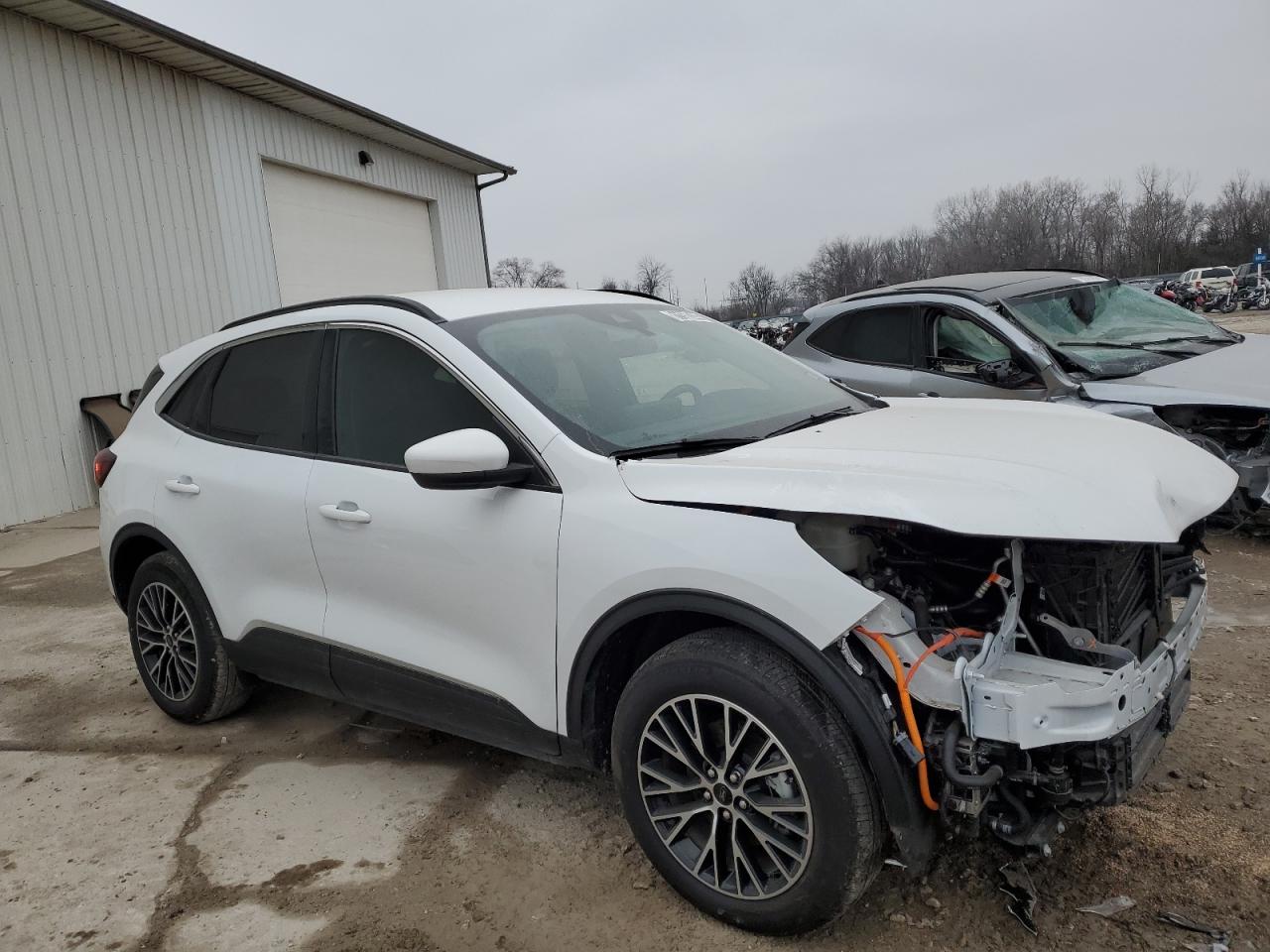 2023 Ford Escape - Image 4