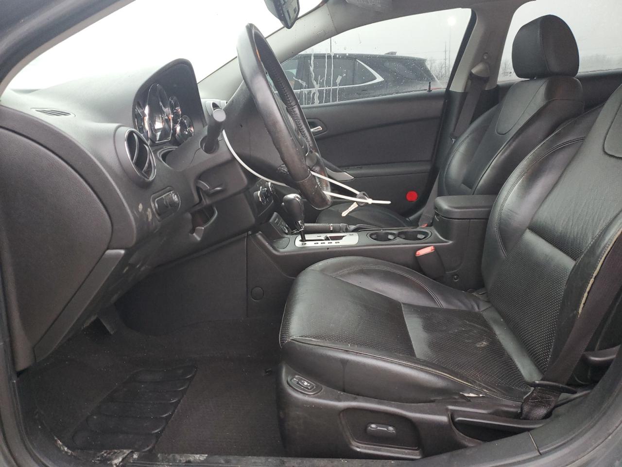 2009 Pontiac G6 - Image 7