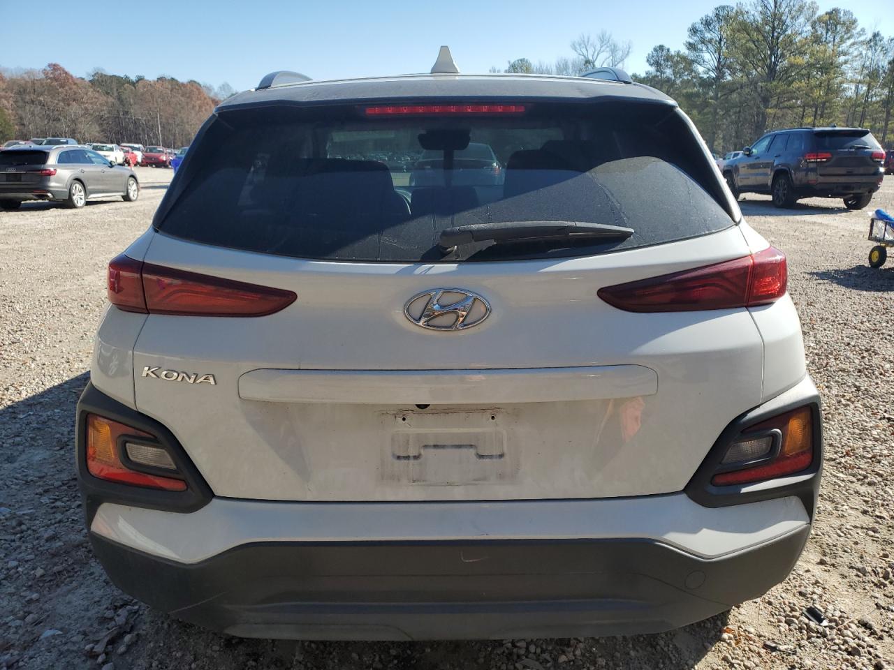 2020 Hyundai Kona Sel Plus VIN: KM8K62AA8LU435593 Lot: 83002344