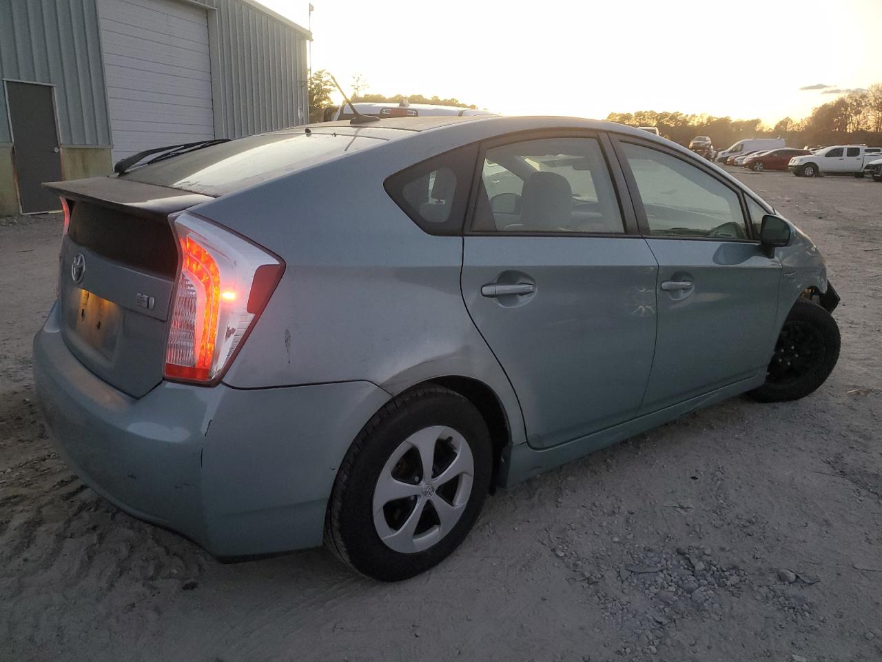 VIN JTDKN3DU9D1723810 2013 TOYOTA PRIUS no.3