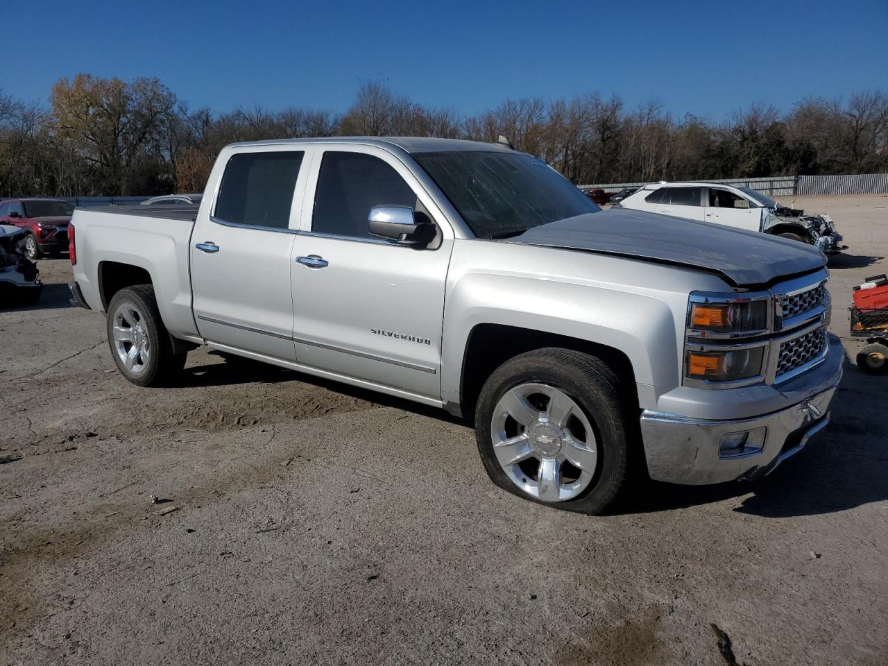 2015 Chevrolet Silverado - Image 4