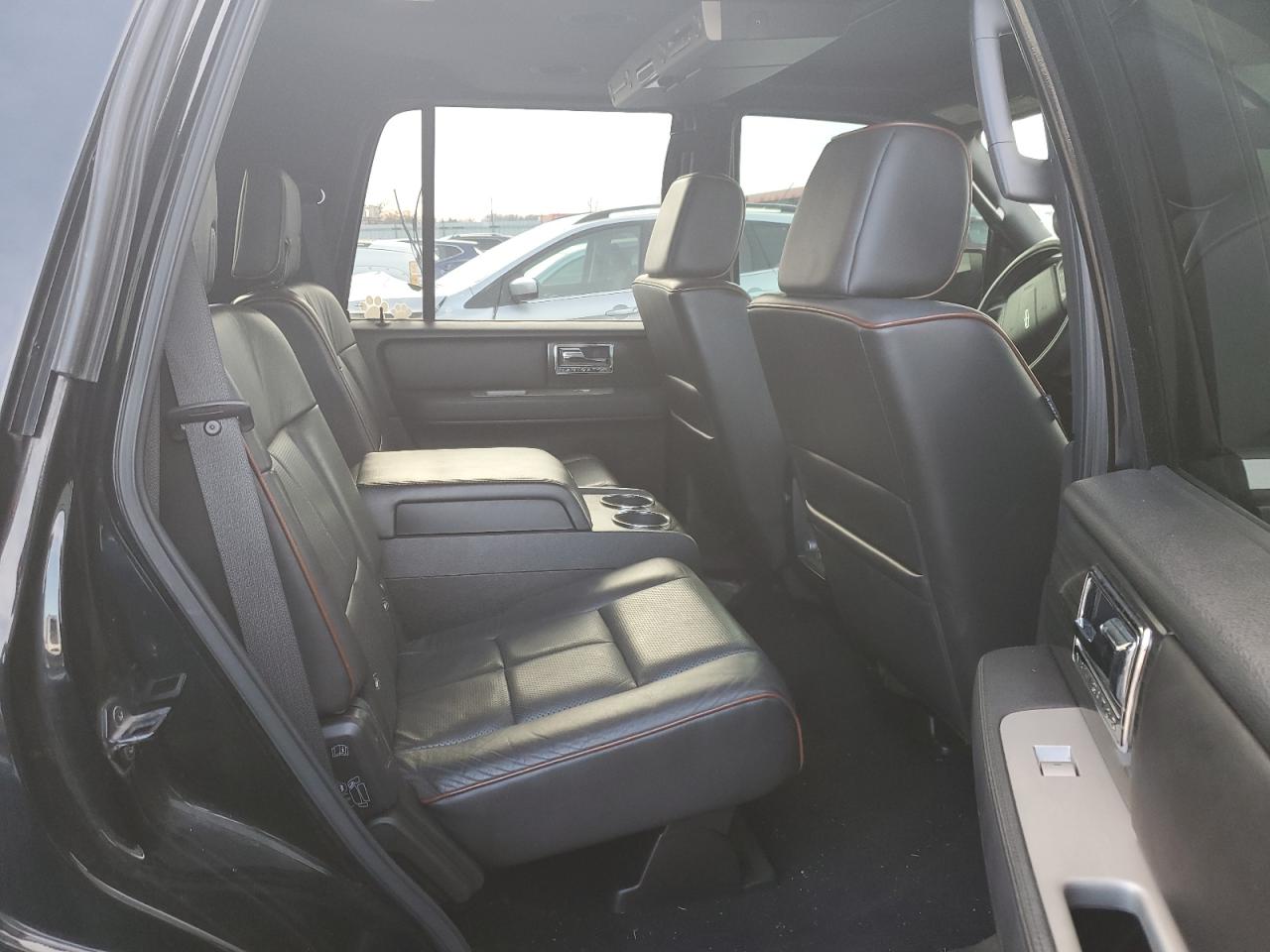 2007 Lincoln Navigator - Image 11