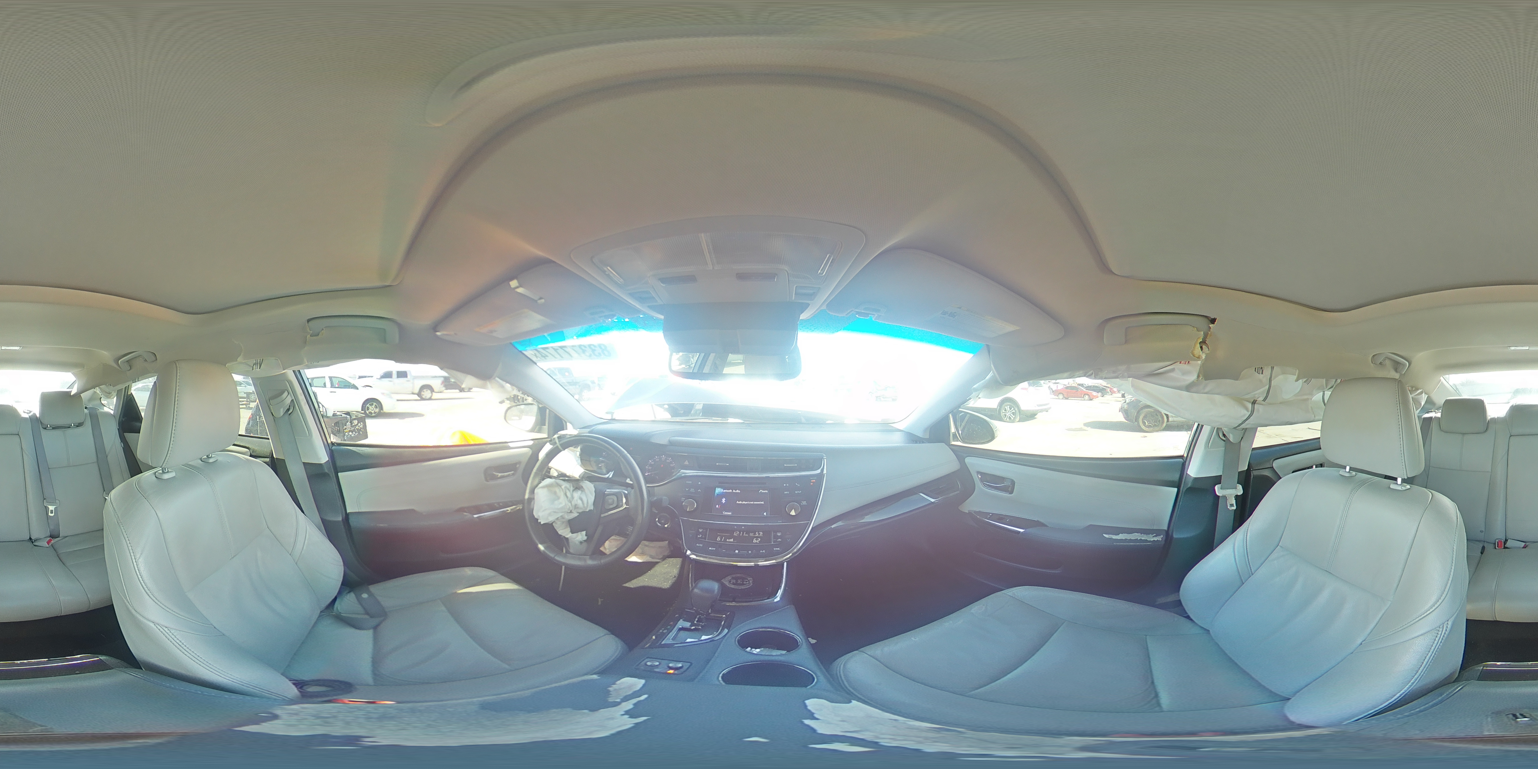2013 Toyota Avalon - Image 13