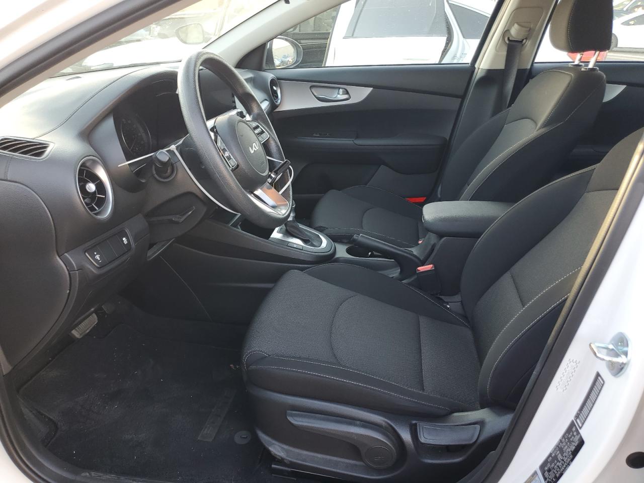 2023 Kia Forte - Image 7