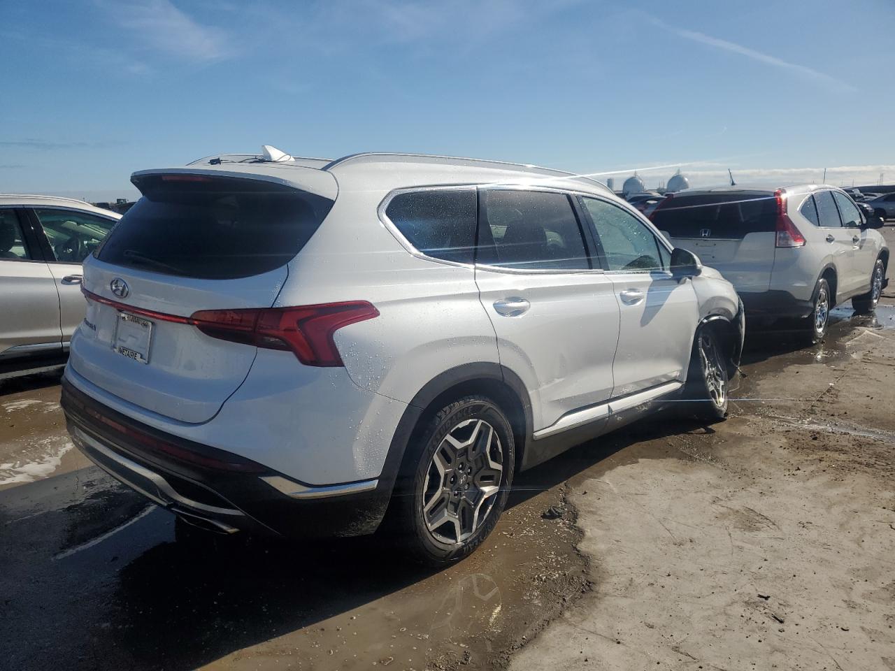 2021 Hyundai Santa Fe - Image 3