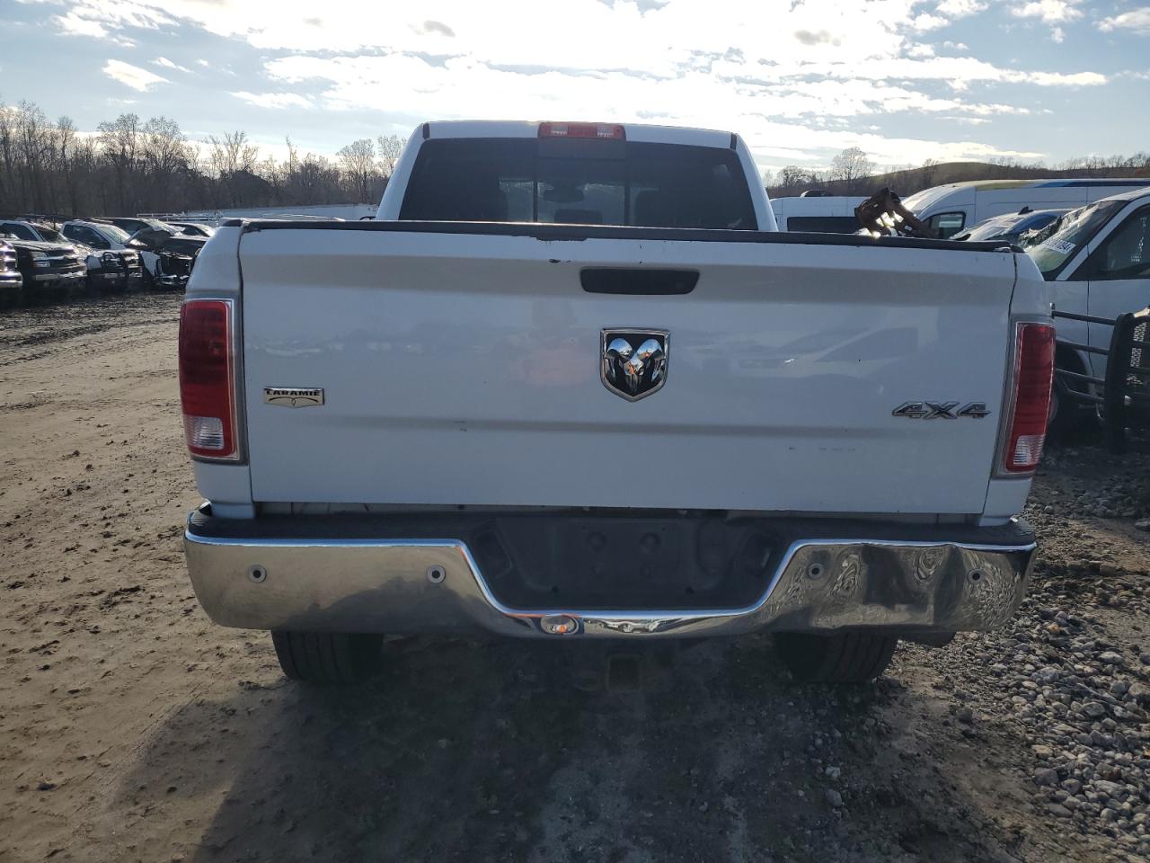 VIN 3C6UR5FL2JG155823 2018 RAM 2500 no.6