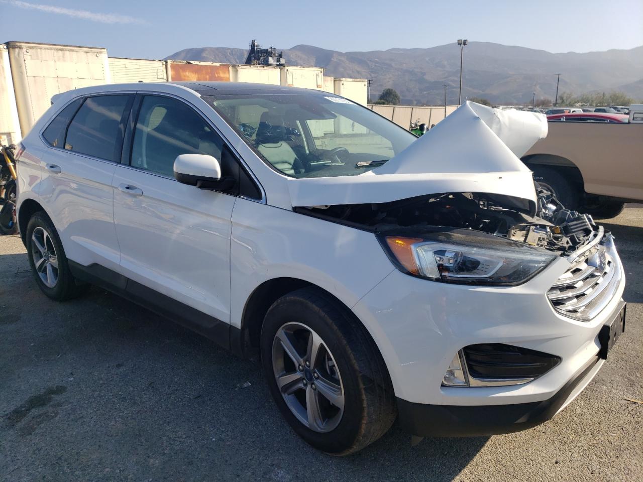 VIN 2FMPK4J94MBA44841 2021 FORD EDGE no.4