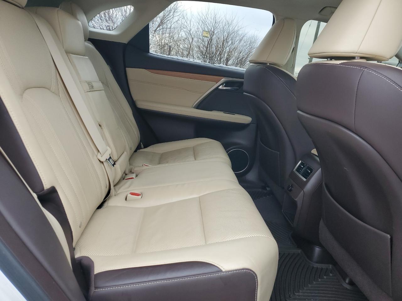 2016 Lexus RX - Image 11