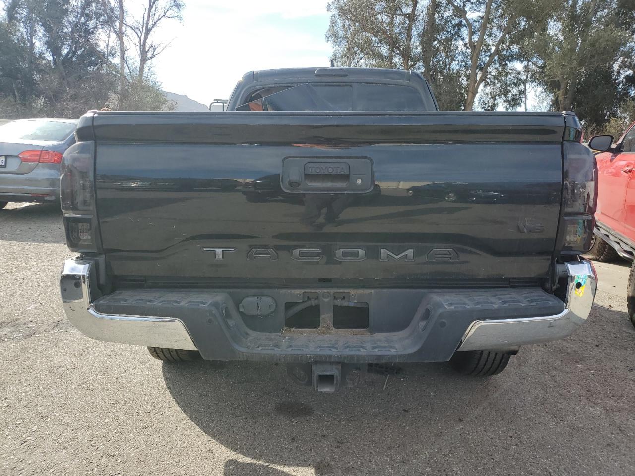 VIN 5TFRZ5CN6JX068362 2018 TOYOTA TACOMA no.6