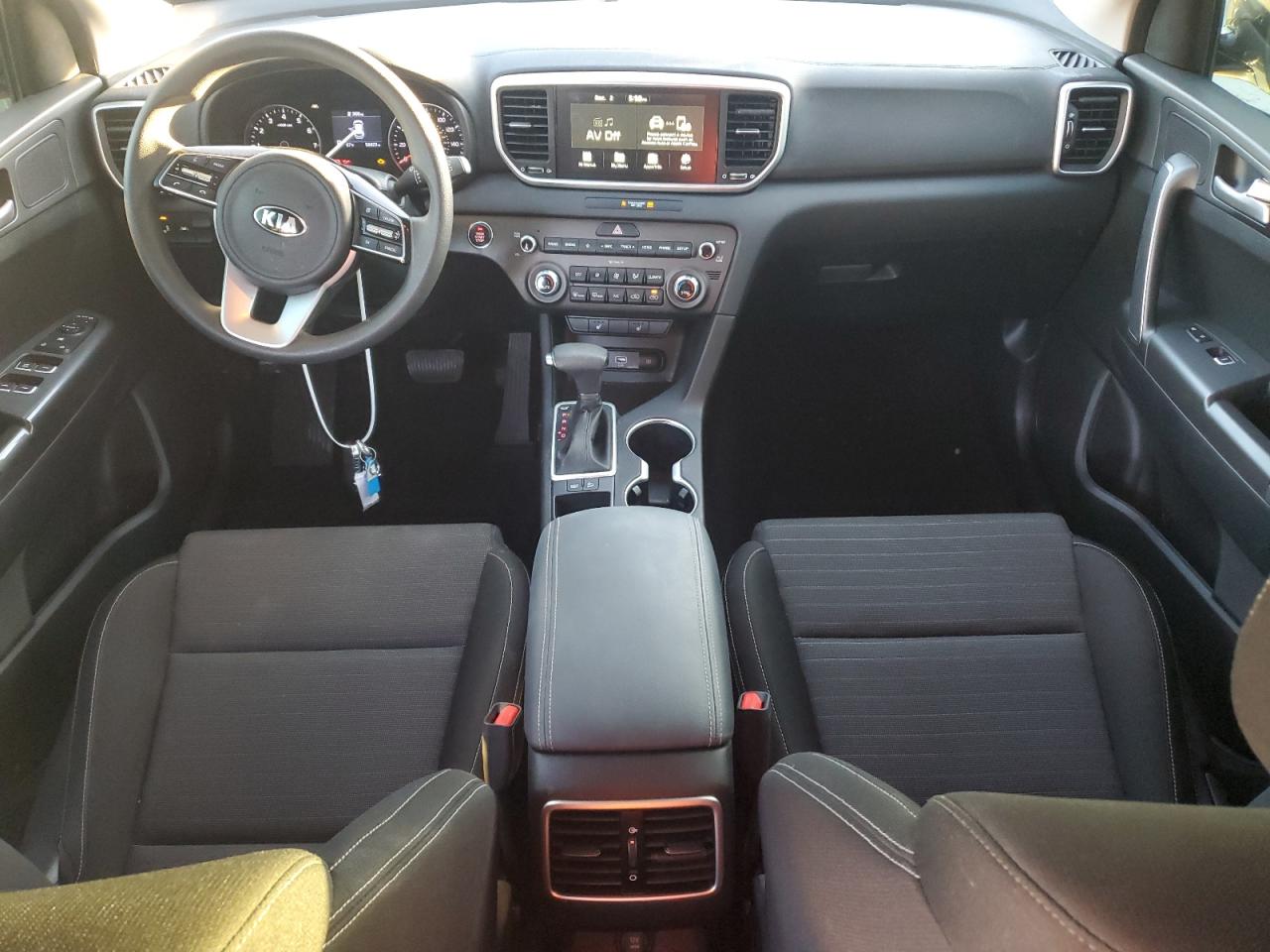 2022 Kia Sportage - Image 8