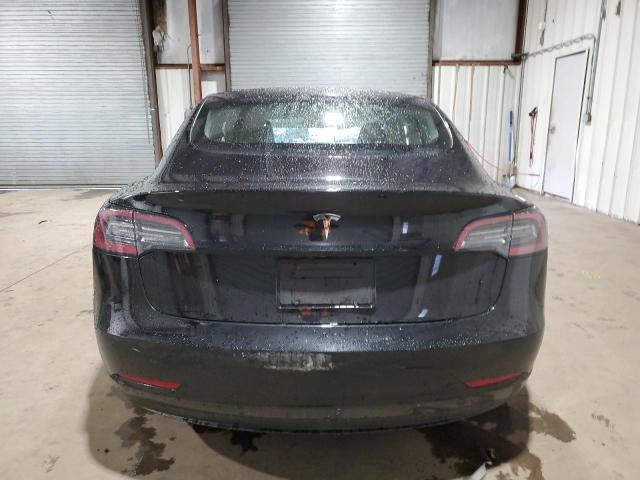  TESLA MODEL 3 2023 Czarny