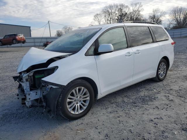 2012 Toyota Sienna Xle