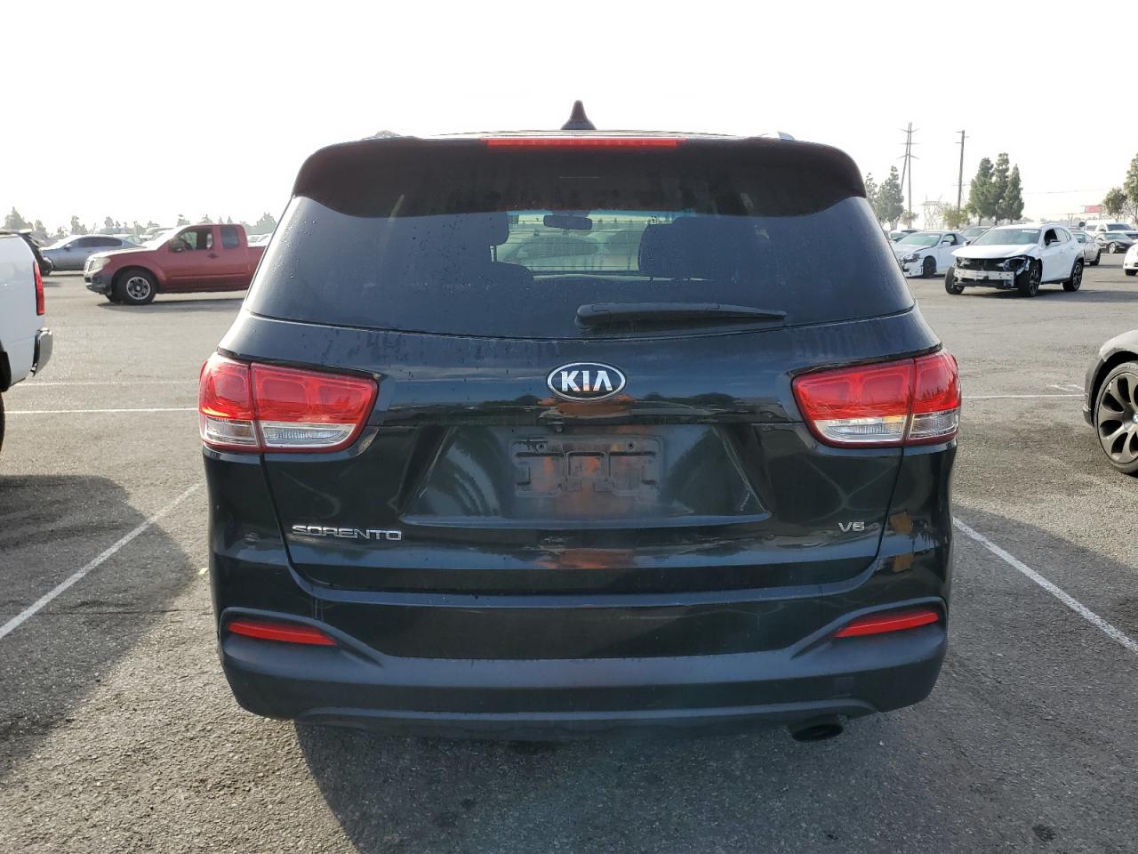 VIN 5XYPG4A5XGG036598 2016 KIA SORENTO no.6