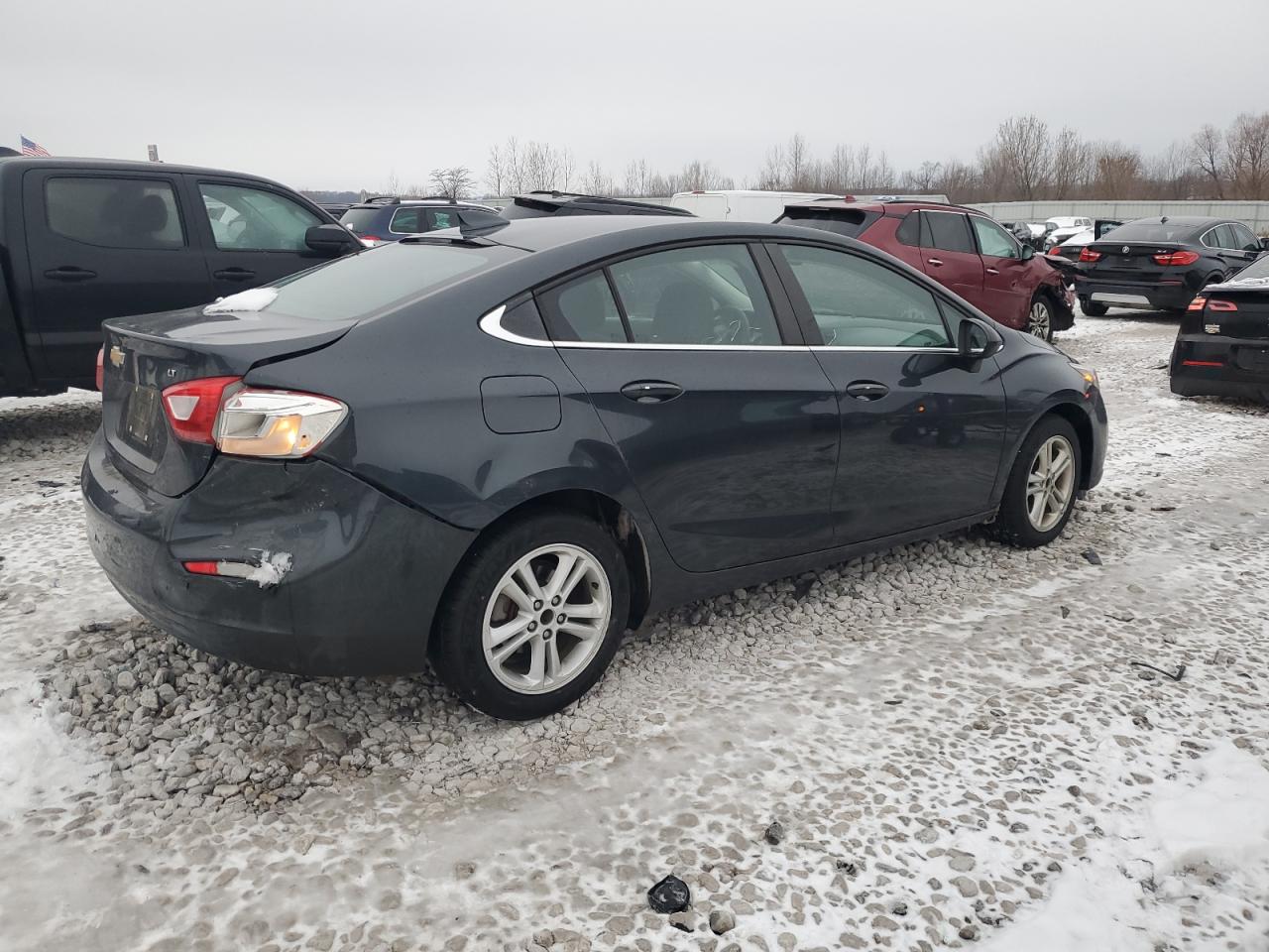 VIN 1G1BE5SM4H7170736 2017 CHEVROLET CRUZE no.3