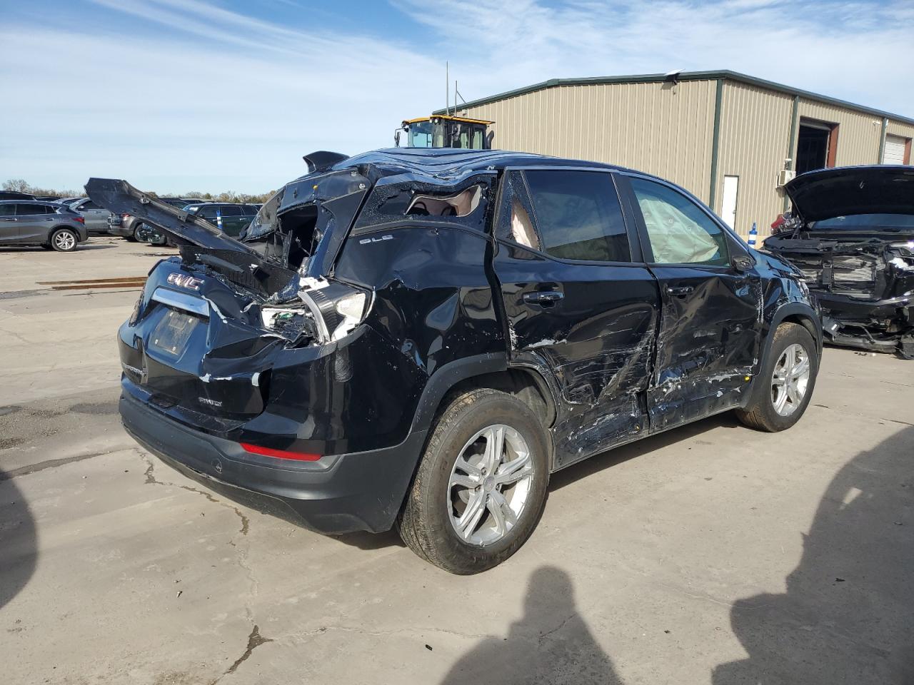 2022 GMC Terrain - Image 3