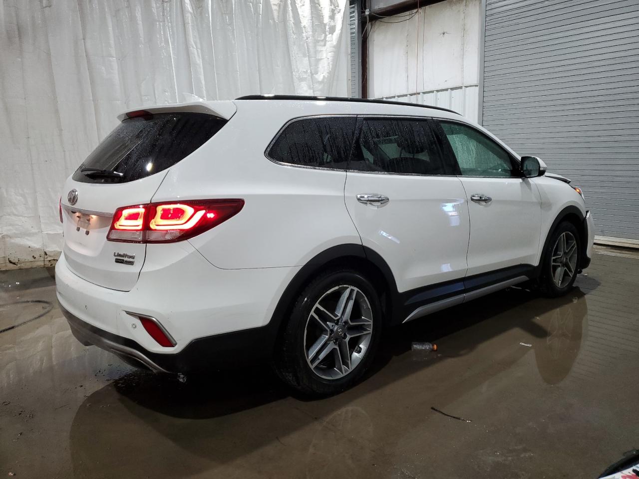 VIN KM8SRDHF3HU184719 2017 HYUNDAI SANTA FE no.3