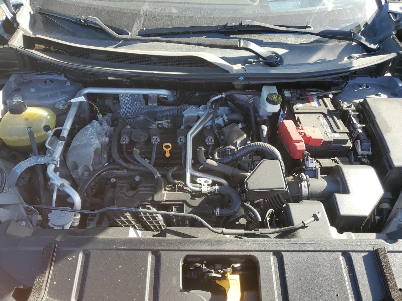 2021 Nissan Rogue - Image 12