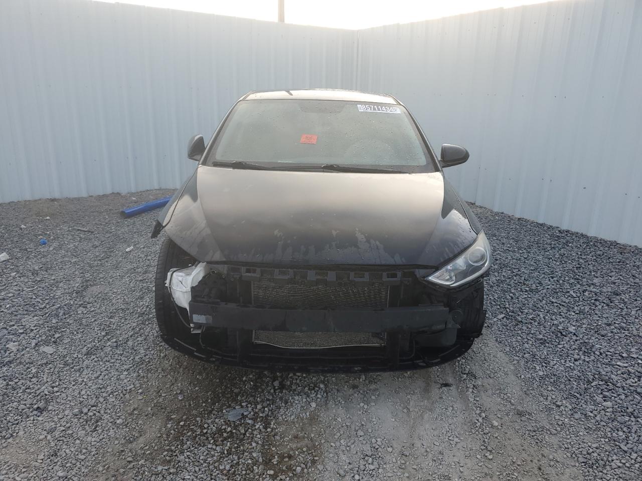 2018 Hyundai Elantra - Image 5
