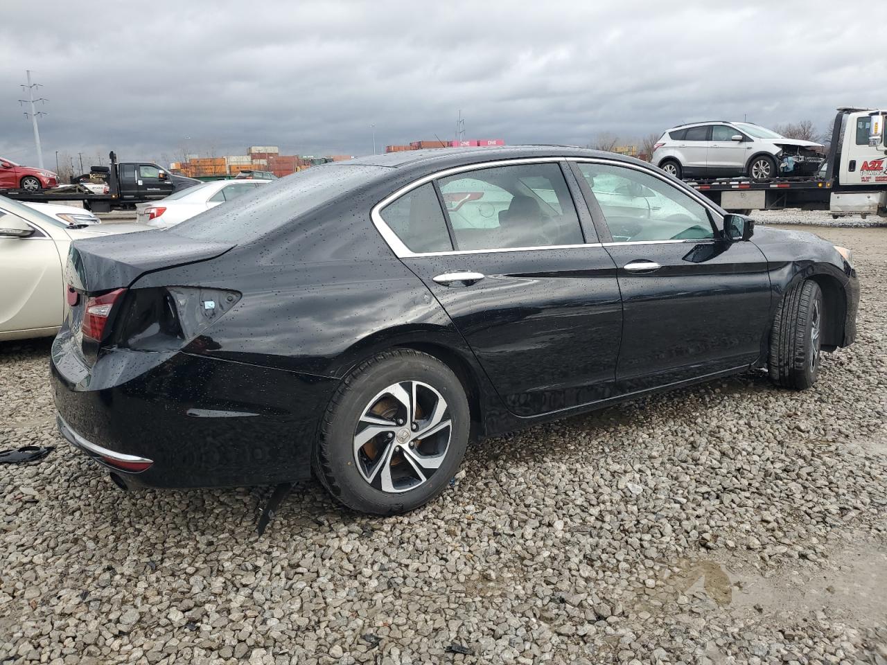 VIN 1HGCR2F31HA212381 2017 HONDA ACCORD no.3