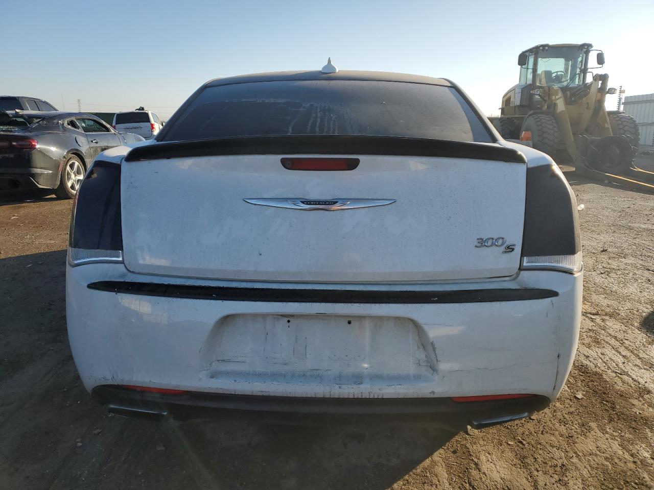 VIN 2C3CCAAG4FH749589 2015 CHRYSLER 300 no.6