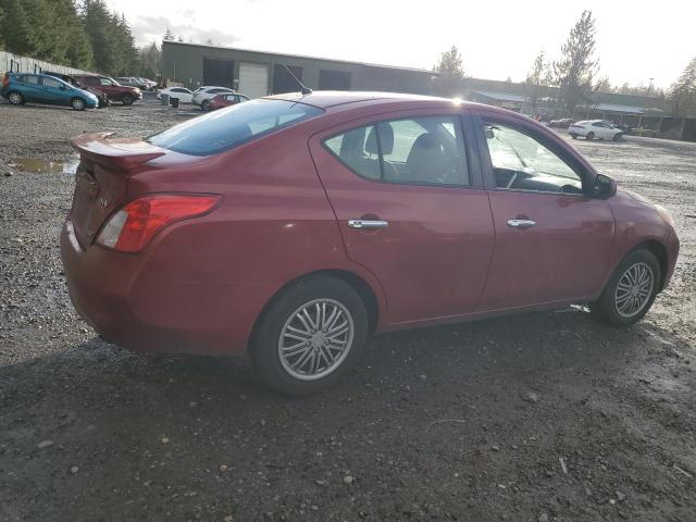 Седани NISSAN VERSA 2014 Червоний