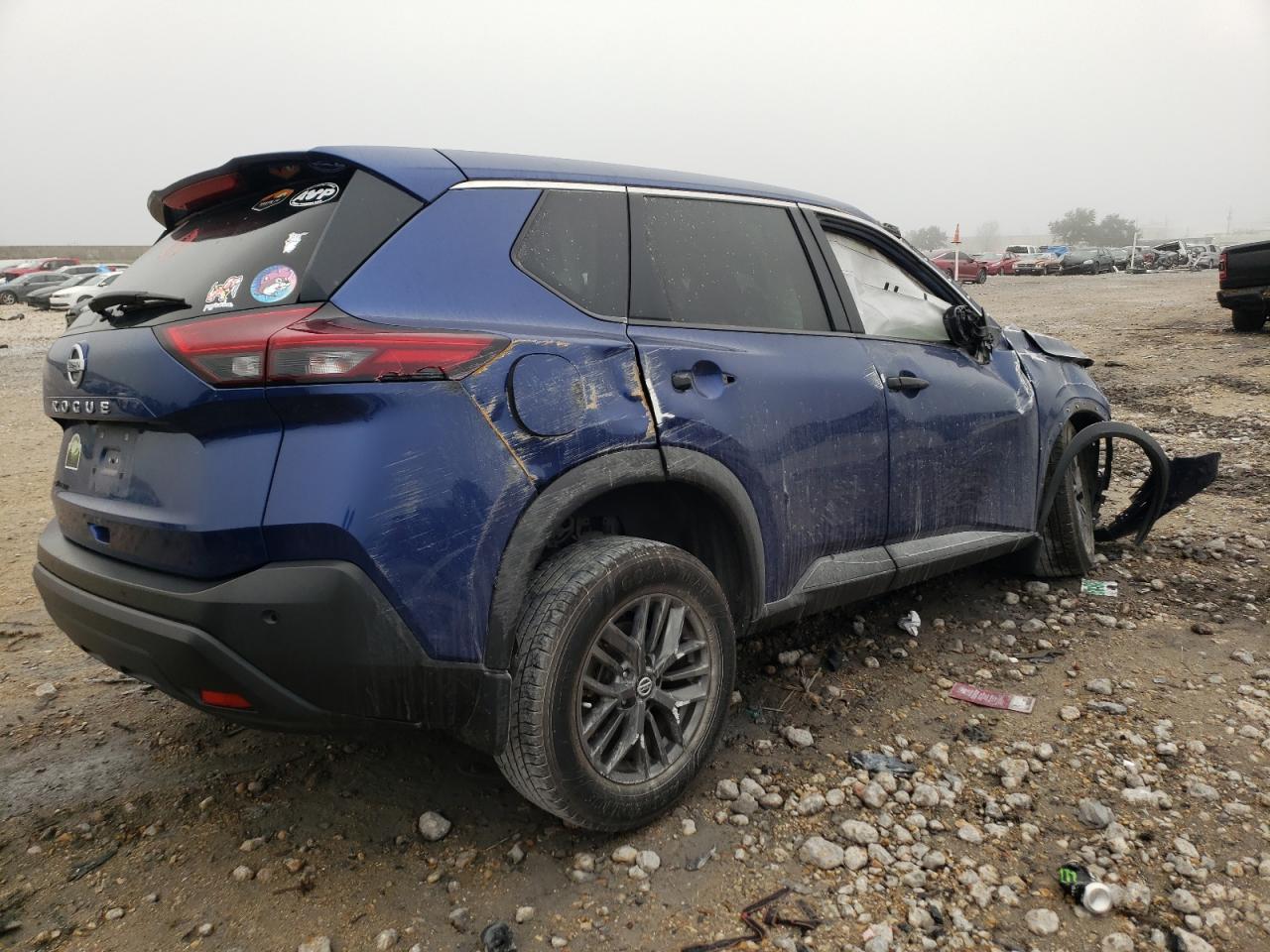 2021 Nissan Rogue - Image 3