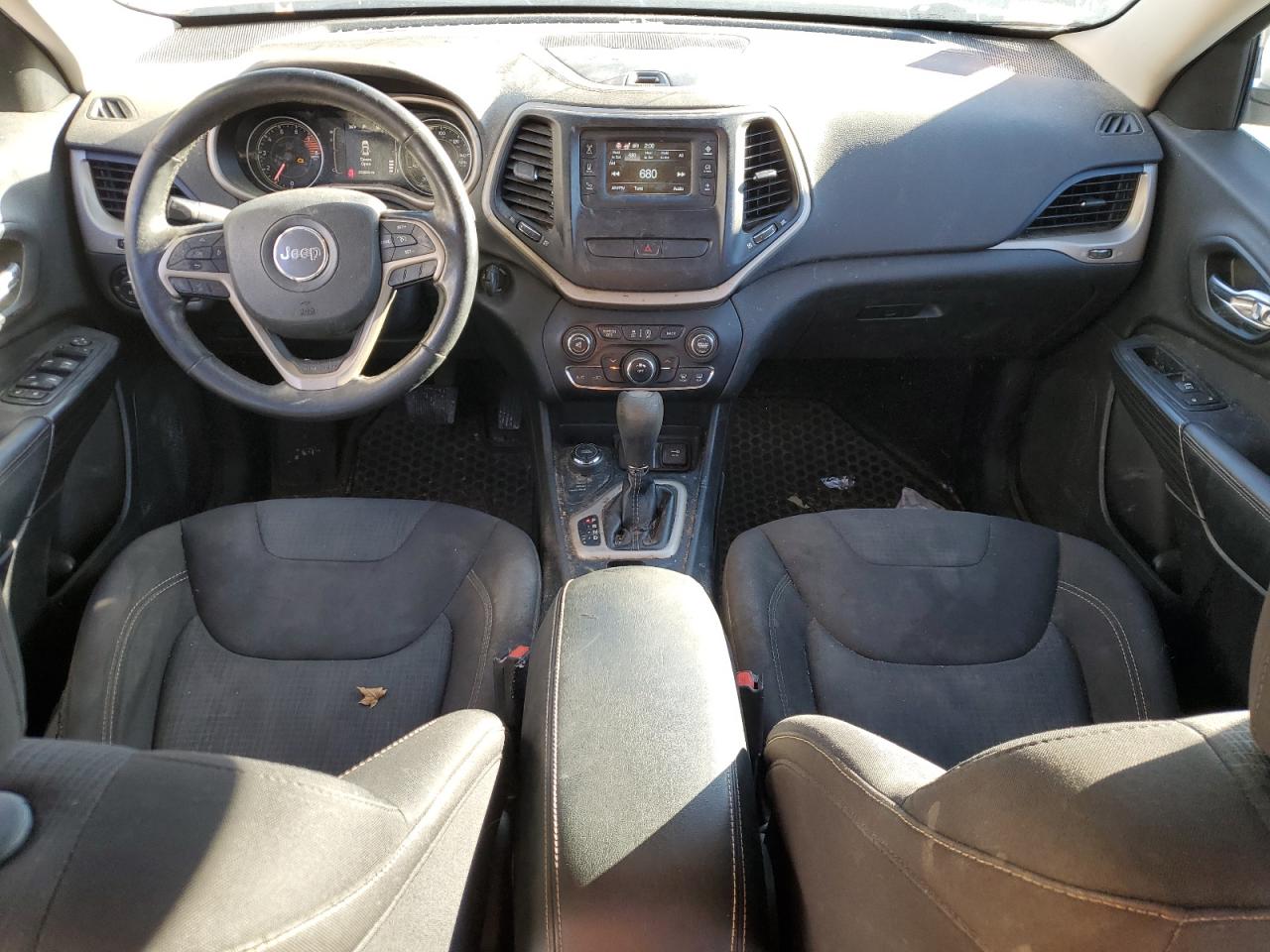 2016 Jeep Grand Cherokee - Image 8