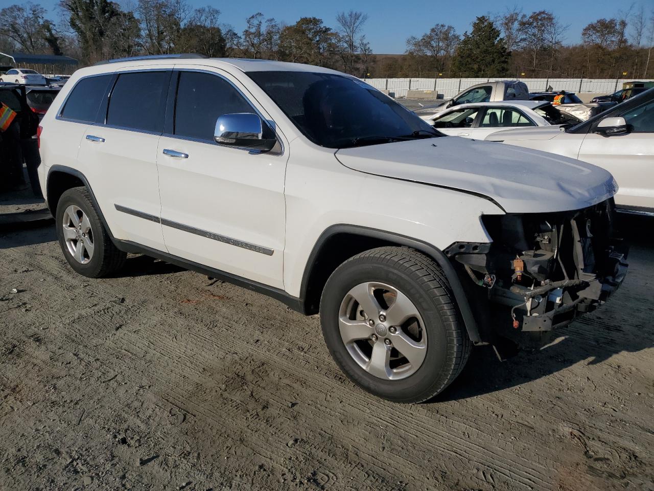 2013 Jeep Grand Cherokee - Image 4