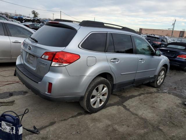  SUBARU OUTBACK 2012 Srebrny