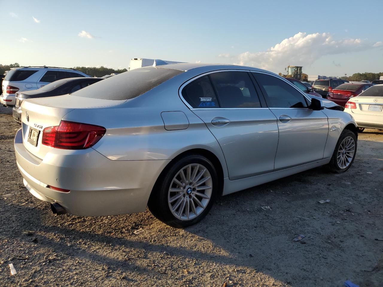 VIN WBAFR7C51DC829340 2013 BMW 5 SERIES no.3