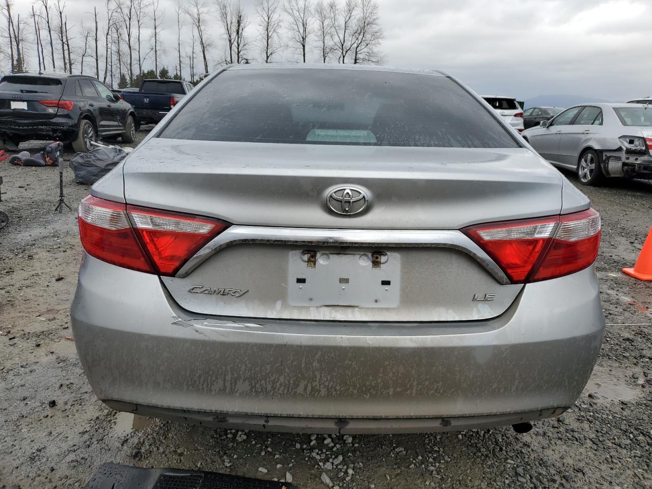 VIN 4T1BF1FK0HU655765 2017 TOYOTA CAMRY no.6